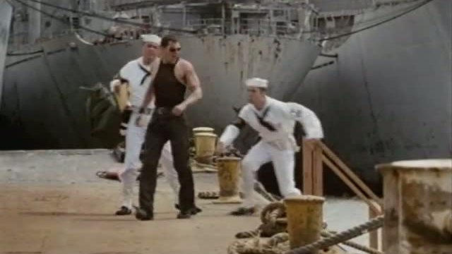 Down Periscope Fragmanı