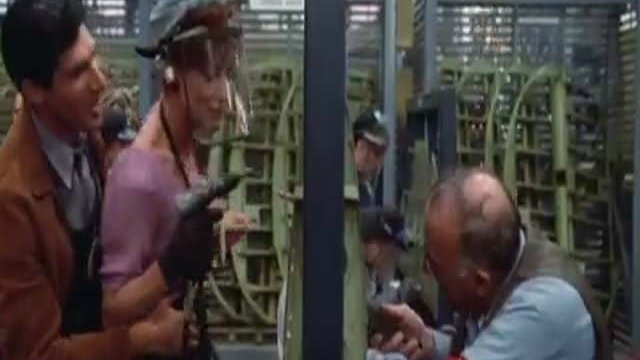 Swing Shift Fragmanı