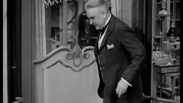 The Shop Around The Corner Fragmanı