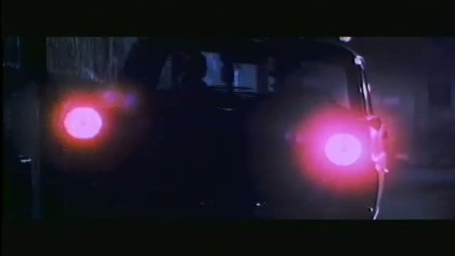 Uccello Dalle Piume Di Cristallo, L\' Fragmanı