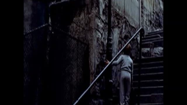 Le Ballon Rouge Fragmanı