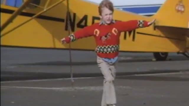 Radio Flyer Fragmanı