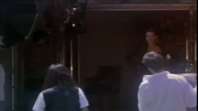 The Taking Of Beverly Hills Fragmanı