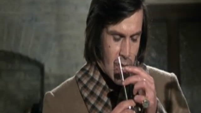 Dr Jekyll & Sister Hyde Fragmanı