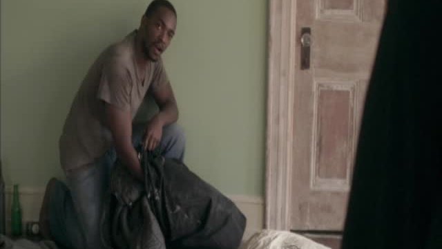 Night Catches Us Fragmanı