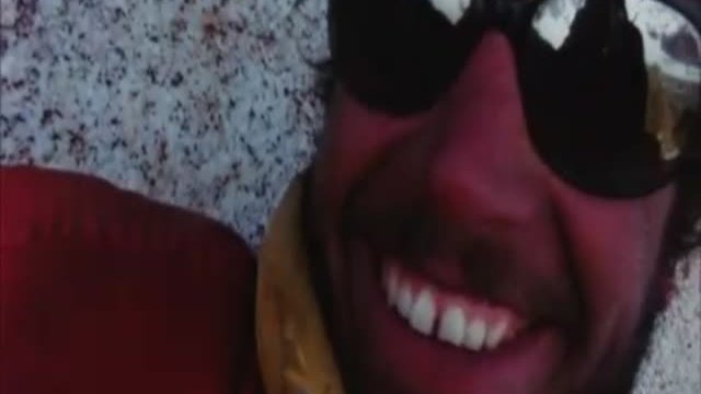 180° South Fragmanı