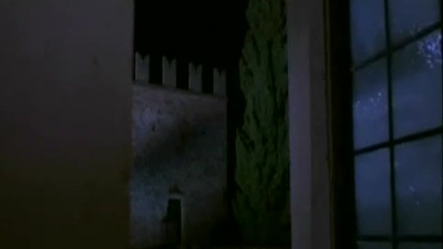 Nuda Per Satana Fragmanı