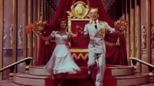 Royal Wedding Fragmanı