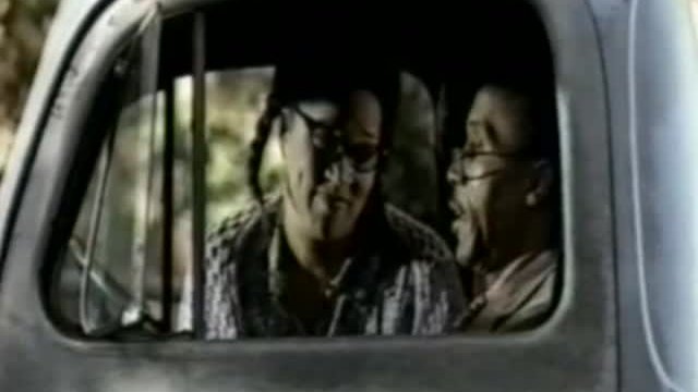 Beverly Hood Fragmanı