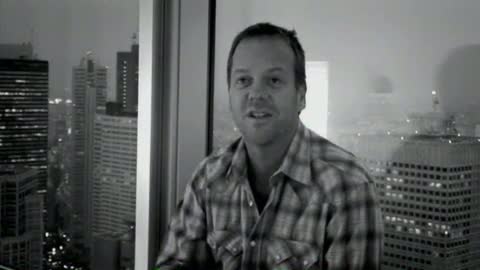 I Trust You To Kill Me Fragmanı