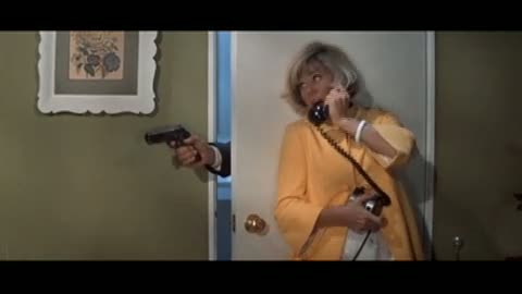 The Glass Bottom Boat Fragmanı