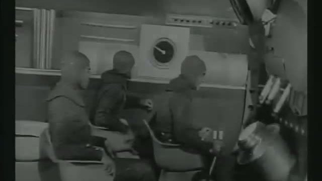 Zombies Of The Stratosphere Fragmanı