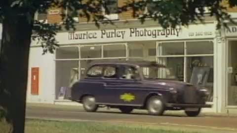 Secrets & Lies Fragmanı