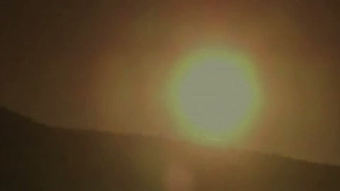 Polar Opposites (ı) Fragmanı