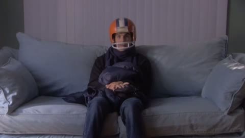 Living \'til The End Fragmanı