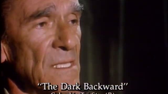 The Dark Backward Fragmanı