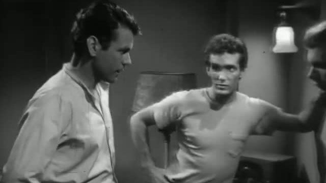 Hoodlum Priest Fragmanı