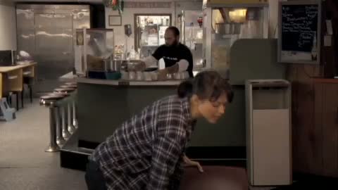 The New Year Fragmanı