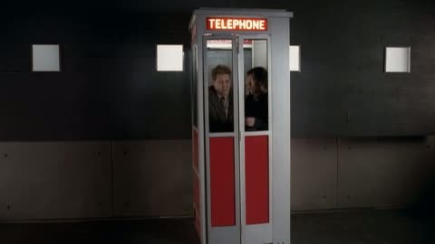 Get Smartass Fragmanı