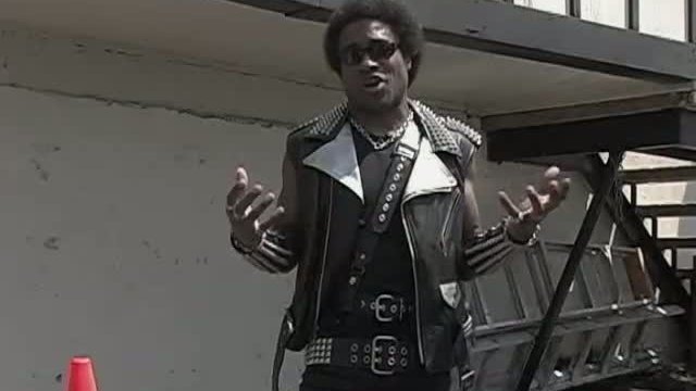 Get Thrashed Fragmanı