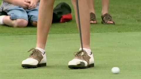 Birdie And Bogey Fragmanı