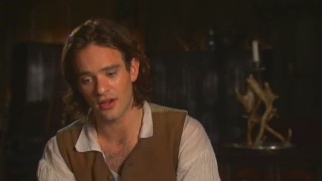 Yıldız Tozu Charlie Cox Röpörtaj