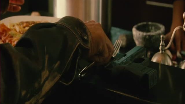 Machete Kısa Klip 4