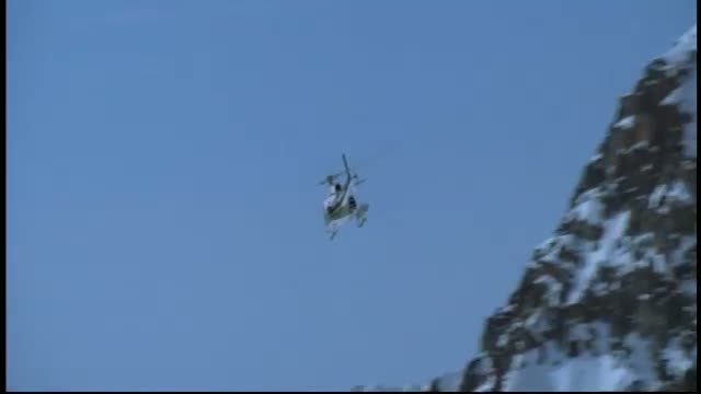 First Descent 2. Fragmanı