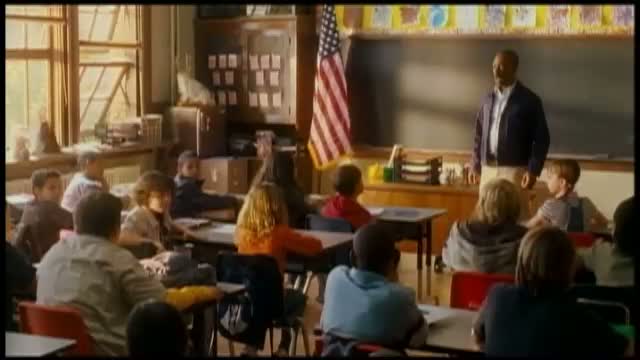 Meet Dave 4. Fragmanı