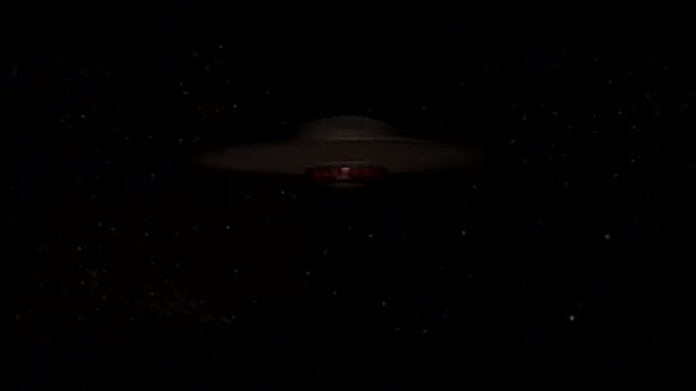 Queen Of Outer Space 2. Fragmanı