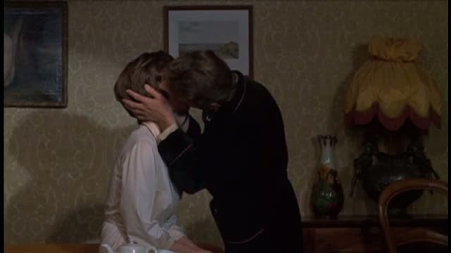 La Peau Douce, 1. Fragmanı