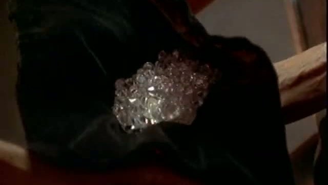 Money Talks . 1. Fragmanı