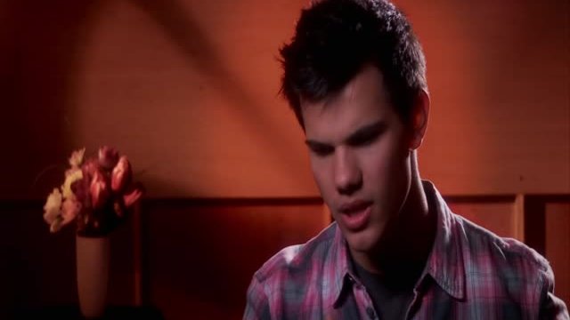 Valentine\'s Day 9. Fragmanı