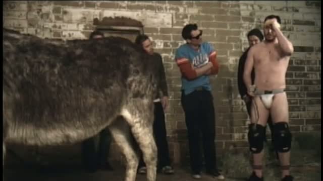Jackass 3 3. Fragmanı
