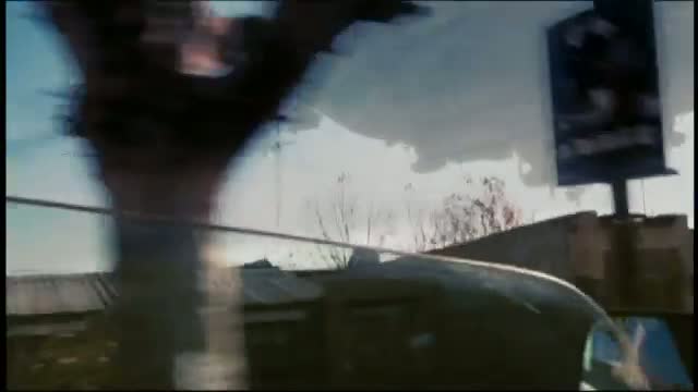 District 9 10. Fragmanı