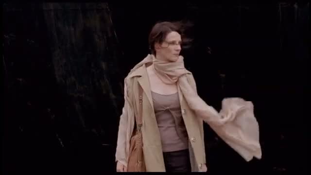 W Zawieszeniu 1. Fragmanı