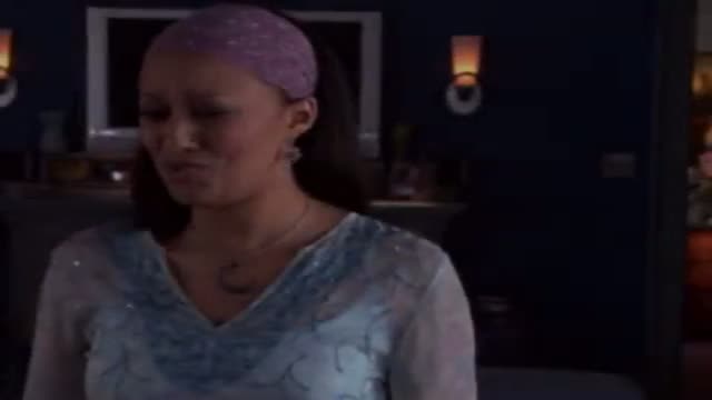 Twitches 6. Fragmanı