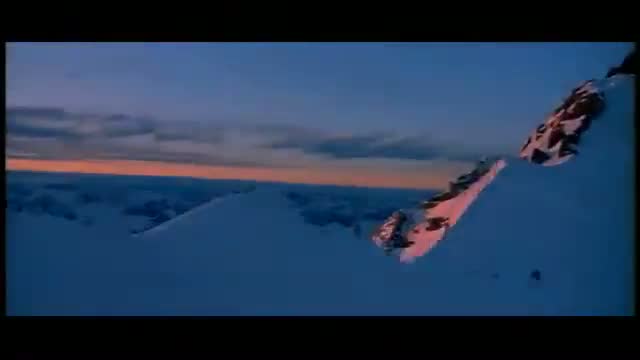  Yüzüklerin Efendisi: İki Kule (2002) Fragman