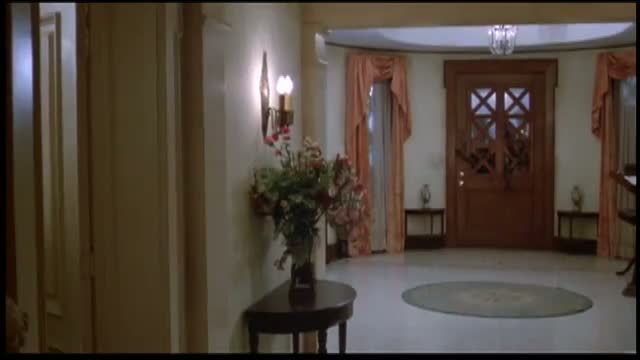 The Return of the Living Dead 2. Fragmanı