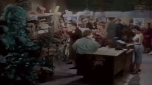 Please Don't Eat My Mother 4. Fragmanı