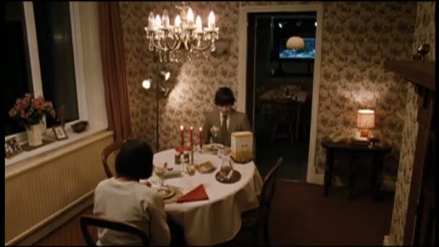 Submarine 12. Fragmanı