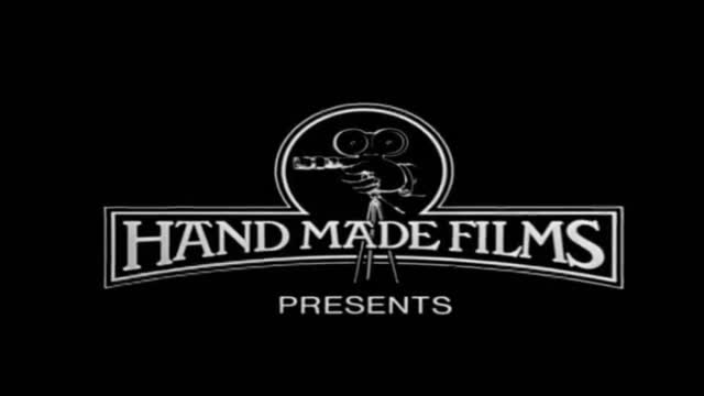 Checking Out 2. Fragmanı