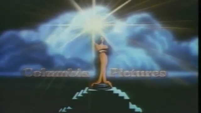 Crossing The Line 3. Fragmanı