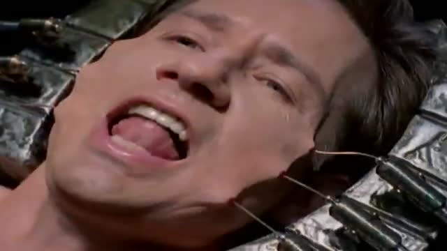 Nada En La Nevera 7. Fragmanı