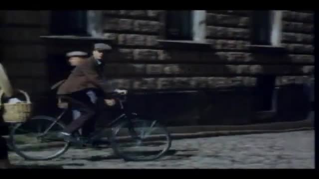 Red Hot 2. Fragmanı