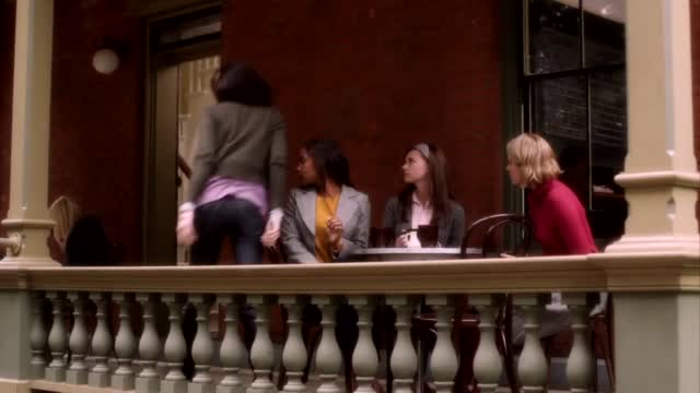 Damsels in Distress 1. Fragmanı