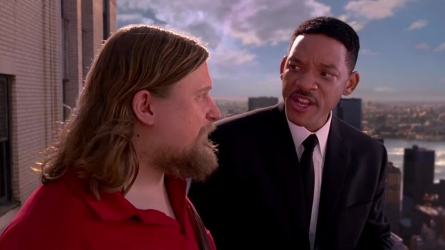 Siyah Giyen Adamlar 3 Fragman