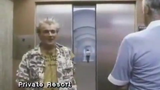 Private Resort fragmanı