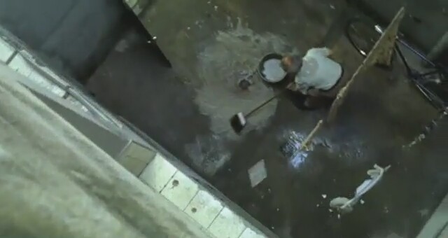 Annemler Tatilde Fragman