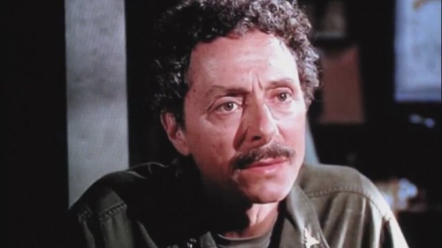 MASH Dizi - Allan Arbus
